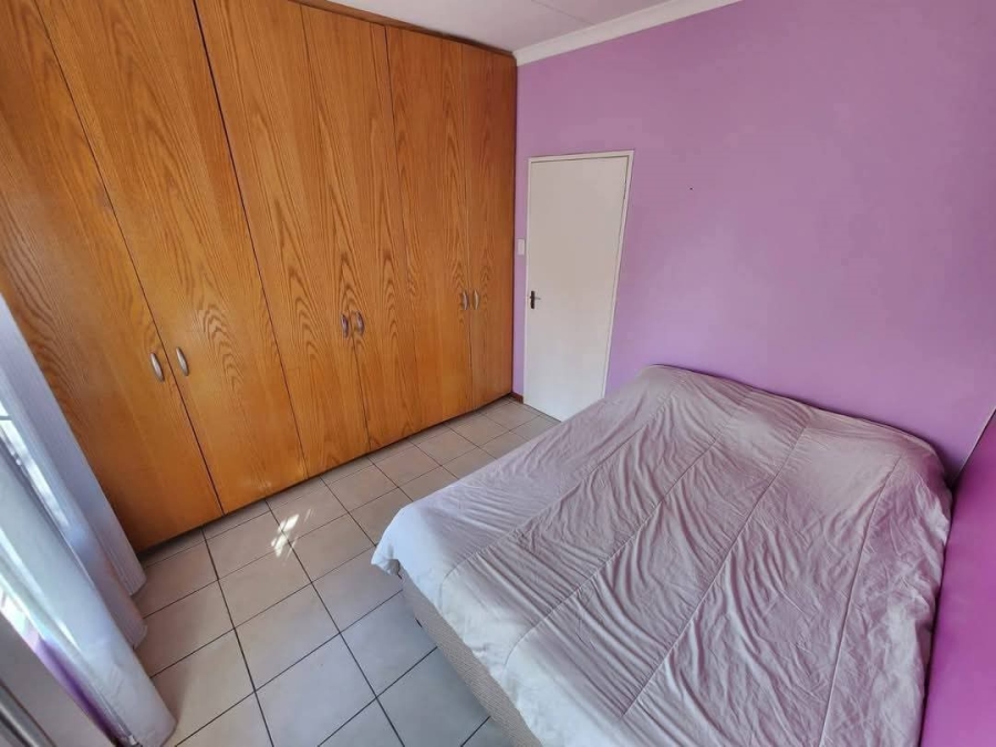 3 Bedroom Property for Sale in Rhodesdene Northern Cape